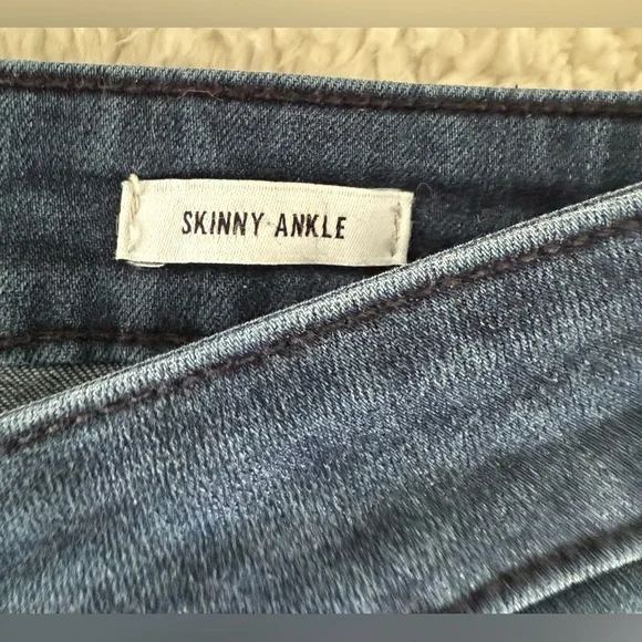 William Rast Jeans - Picture 2 of 6